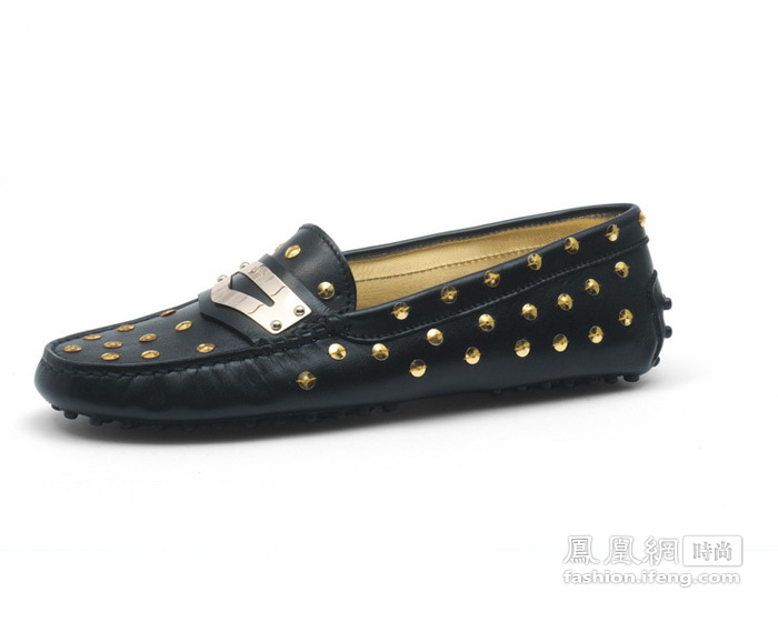 TOD’S推出新款限量版Gommino豆豆鞋