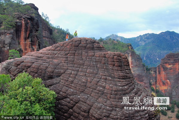 三江并流老君山 黎明黎光千龟巨鳞