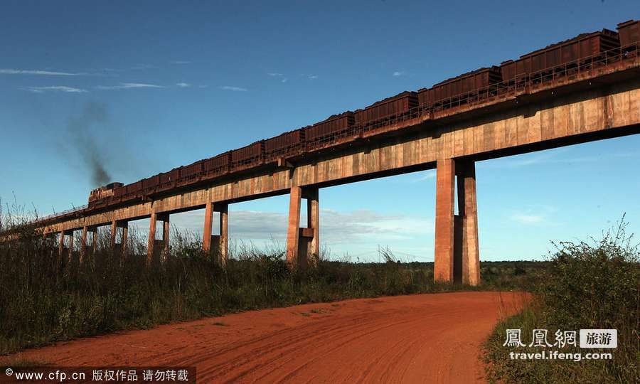 亚马逊纪实第一季：世界最大热带雨林被滥伐炼钢造车