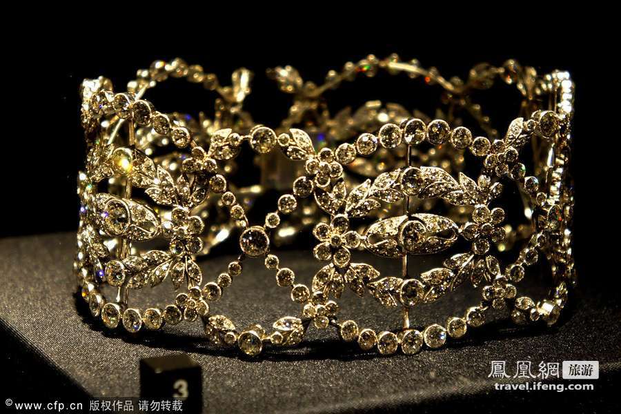皇家风尚：清代宫廷与西方贵族珠宝展