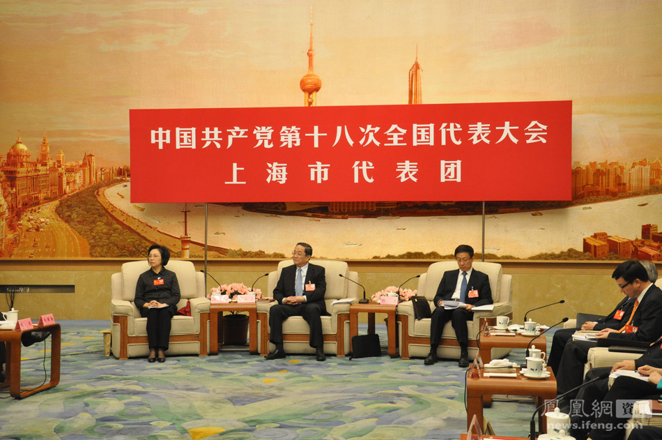 笛子独奏长亭外古道边曲谱-11月9日下午,上海代表团对外开放.上海市委书记俞正声、市长韩正