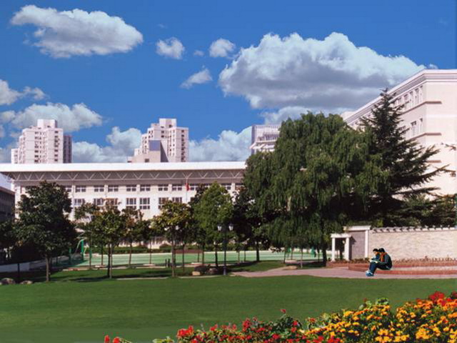 光彩明珠——上海师范大学