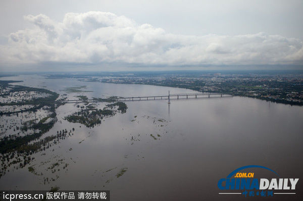 俄罗斯阿穆尔河水位上涨 城市进入紧急状态(图