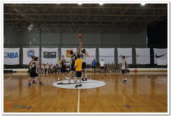 NBA亚太精英篮球训练营在我校举办 姚明出席