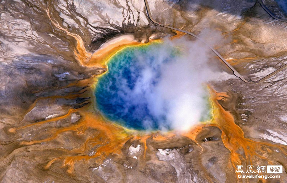 美国黄石国家公园:座落在世界最大的活火山山