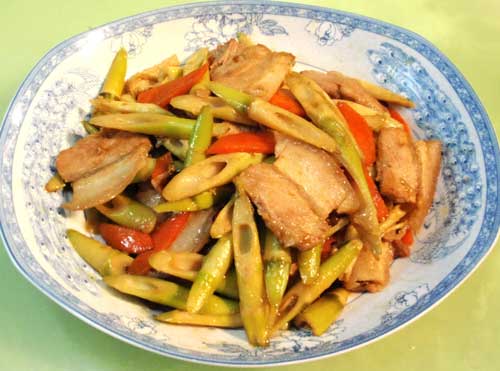 肉羊炒春笋肝明目地黄丸图片