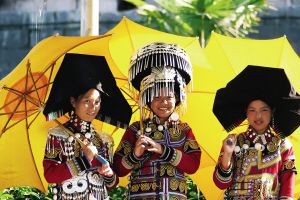 四川布拖大凉山下的彝族祭火人家组图