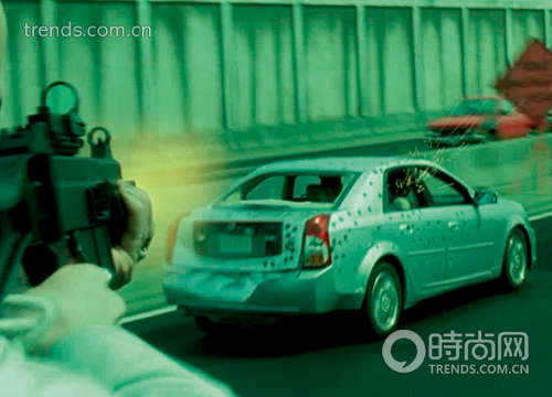 全部被毁. 凯迪拉克 ,整整300 辆浩浩荡荡开上花了高清图片