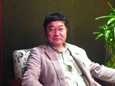 日本作家来宁寻访美食