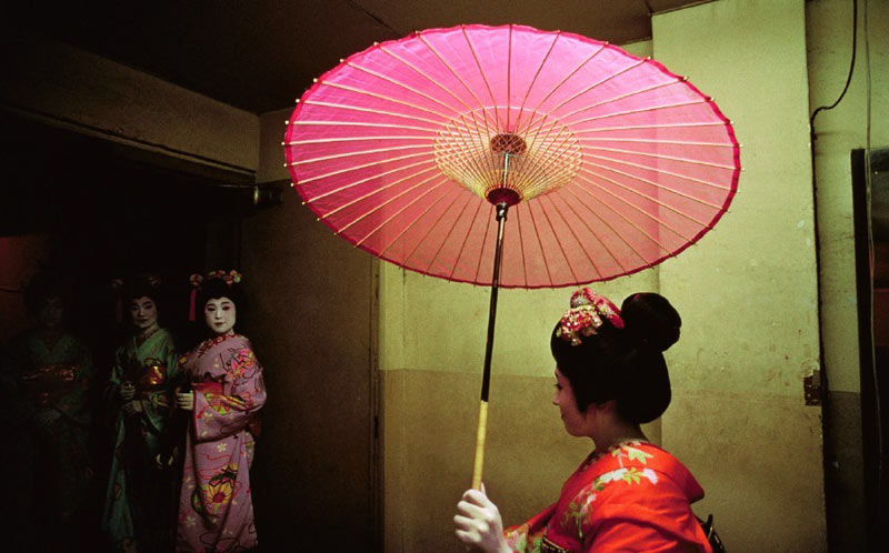 高清：寻访日本“红唇艺伎”的真实生活