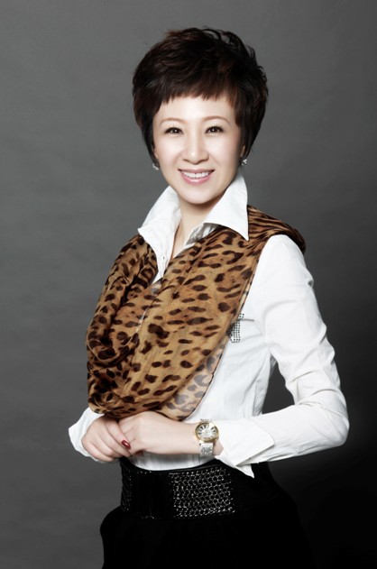 中国时尚礼仪教母 魅力女性总教练 周思敏