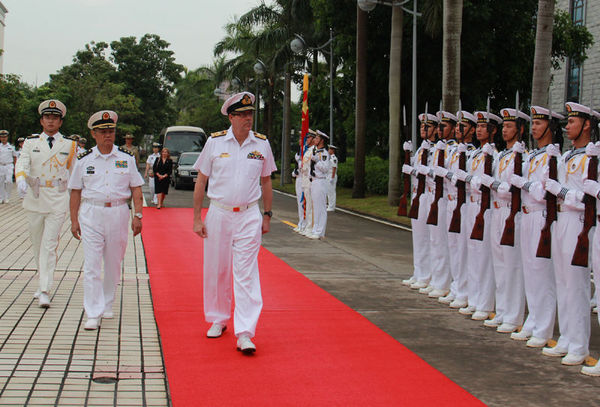 澳大利海軍司令訪問南海艦隊